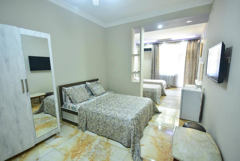 Pharnavaz hotel