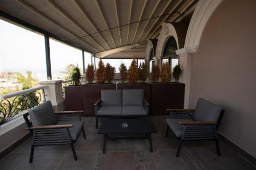 Batumi World Palace hotel