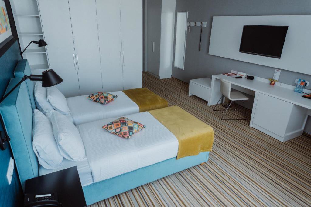 Tangerine Aparthotel