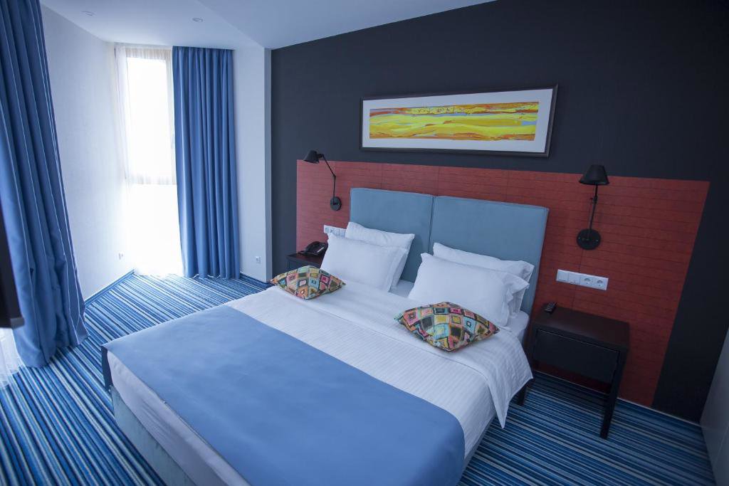 Tangerine Aparthotel